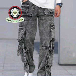 Loose comfortable cargo jeans